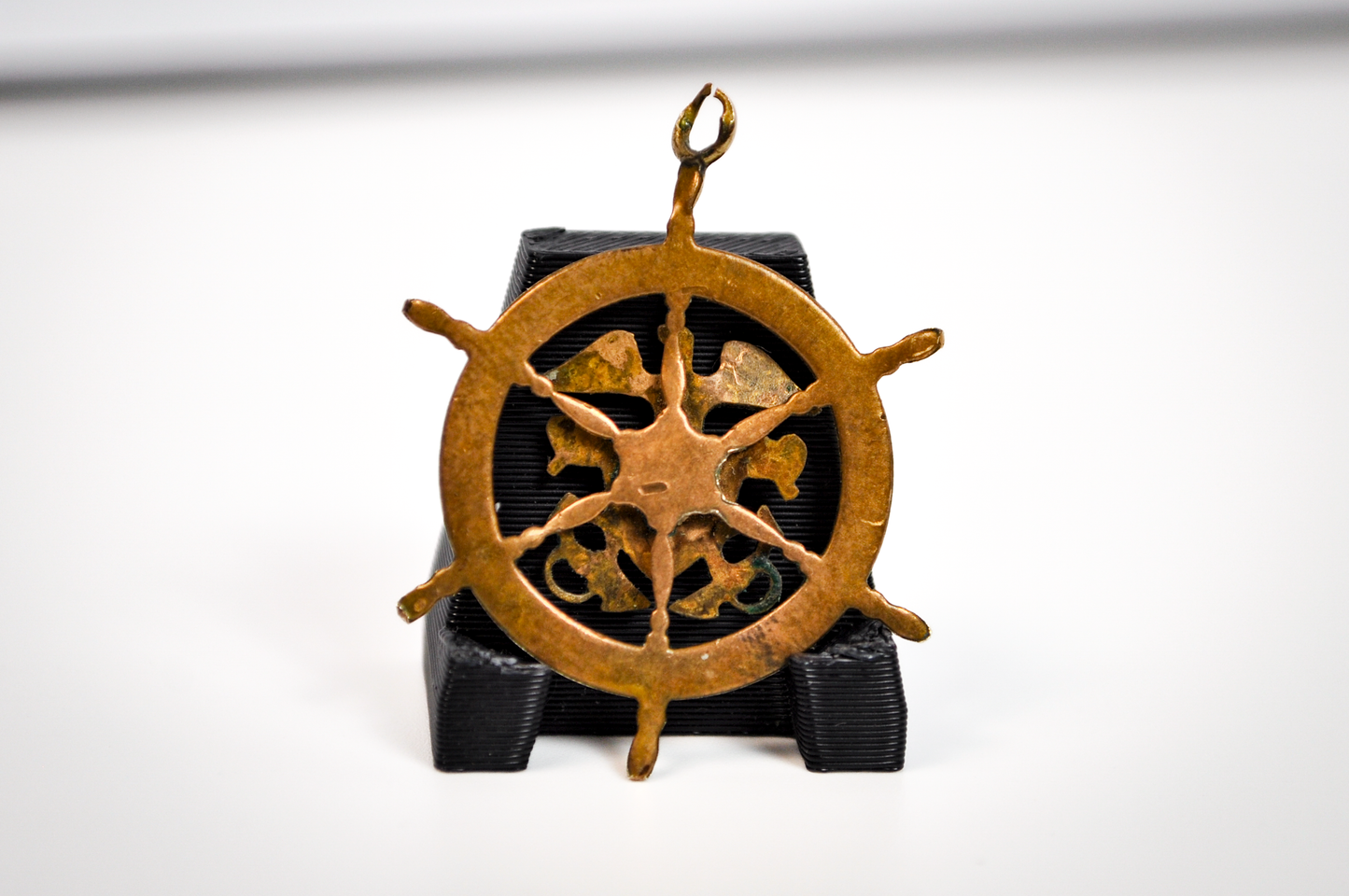 Gold Filled US Navy Pendant - Tested Gold Filled - Great Seal of United States - Navy Ship's Wheel - Slightly Broken Clasp