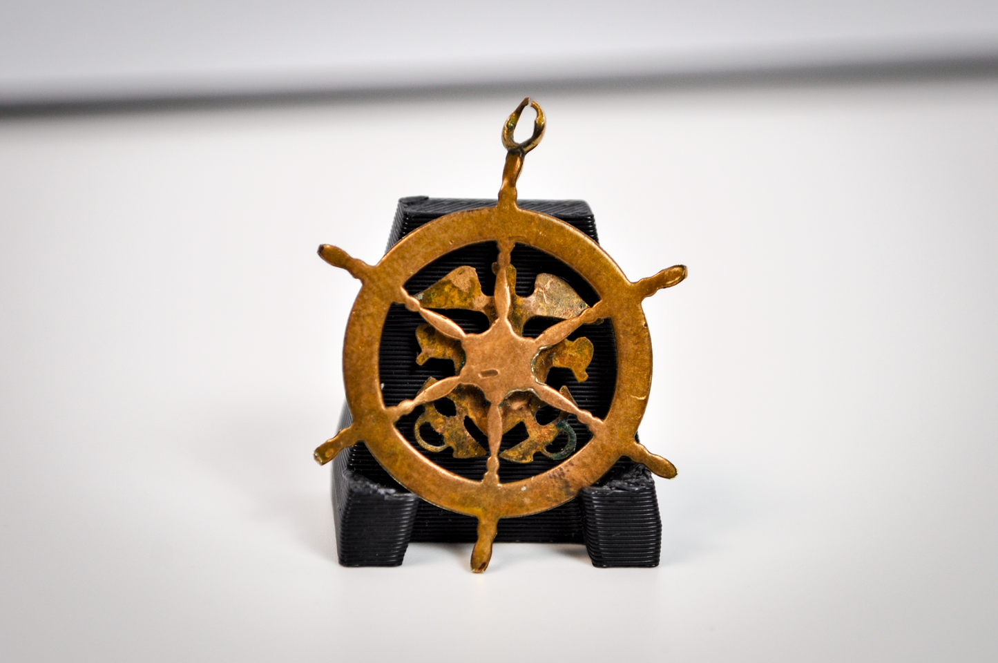Gold Filled US Navy Pendant - Tested Gold Filled - Great Seal of United States - Navy Ship's Wheel - Slightly Broken Clasp