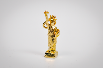 14K Yellow Gold Small Statue of Liberty Charm - Stamped and Tested 14 Karat - Vintage Detailed Statue of Liberty Miniature Pendant