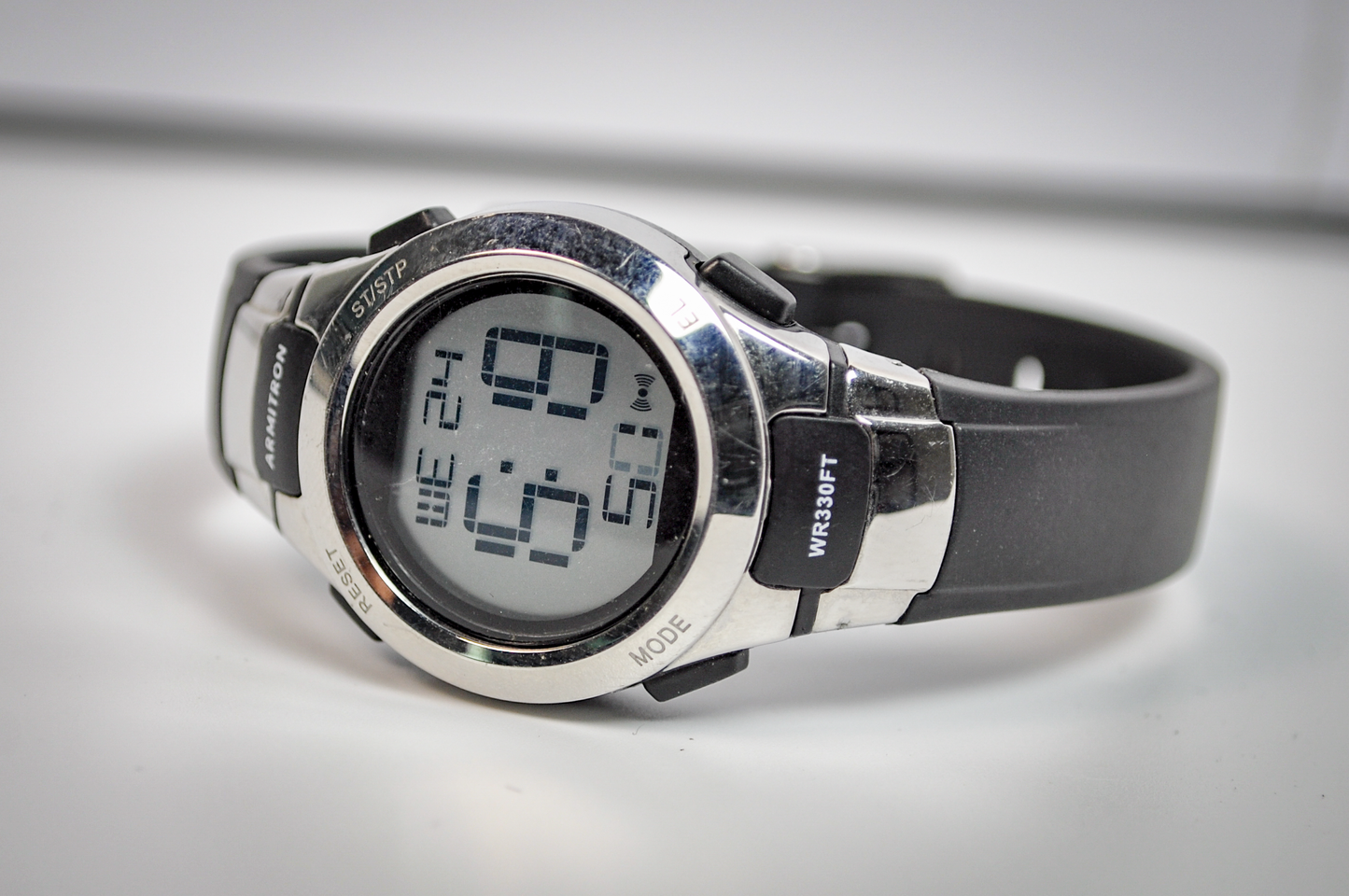Armitron Pro Sport MS055(R) Digital Watch - Working Watch - Black