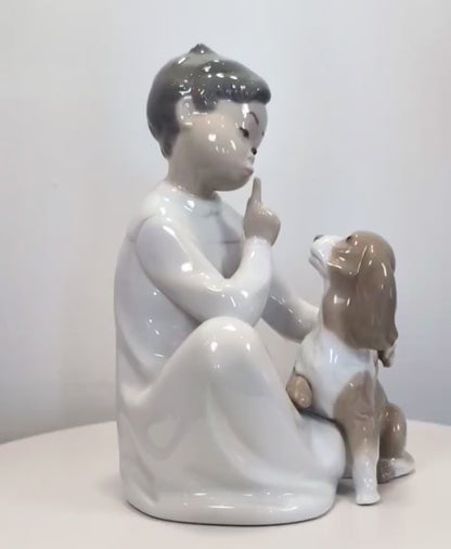 LLADRO Boy With Dog Glossy #4522 Children in Nightshirts Collection - Like New- No Box