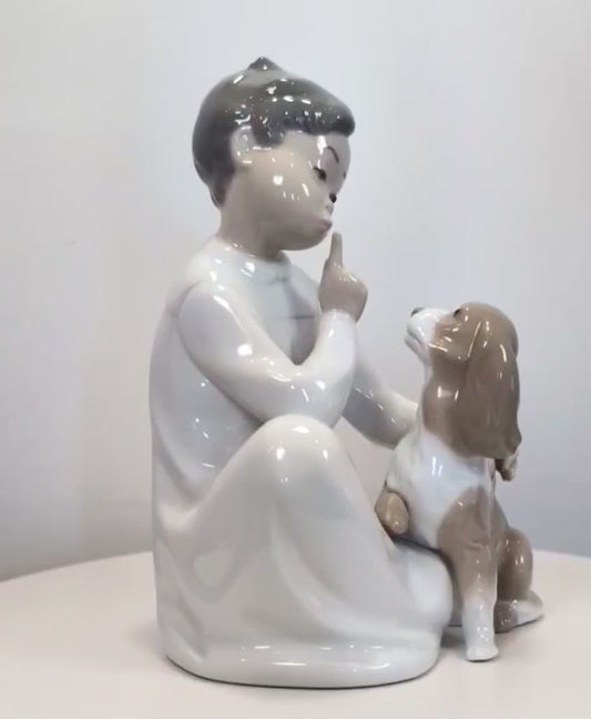 LLADRO Boy With Dog Glossy #4522 Children in Nightshirts Collection - Like New- No Box