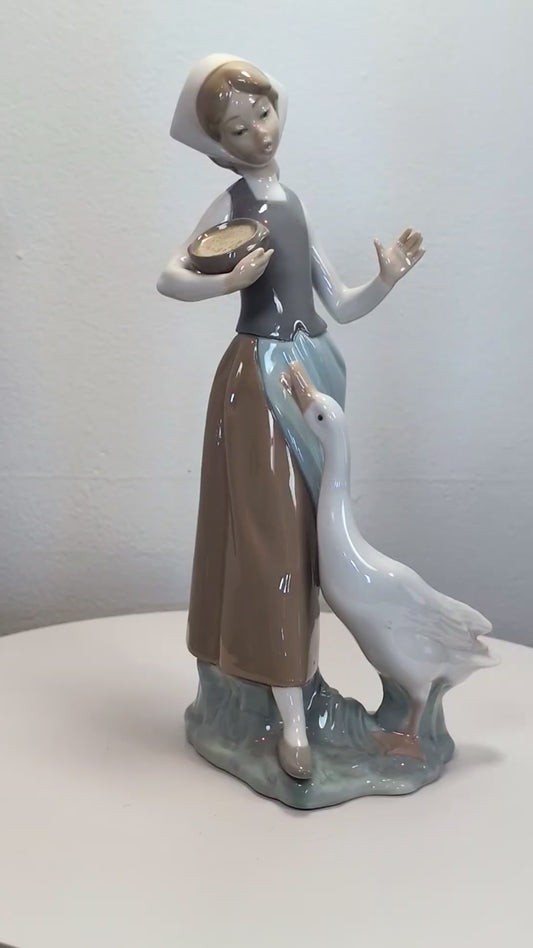 LLADRO Girl With Duck - Children With Animals Collection 9 1/2" 1052 Glossy Statue - Like New - No Box