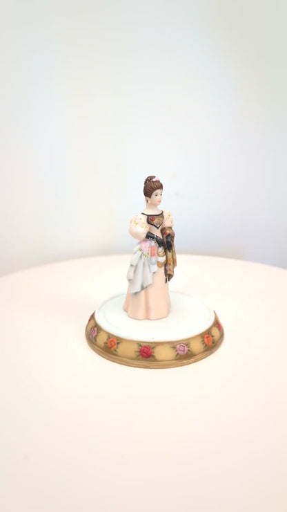 2000 Avon Mrs. Albee Award MINI Porcelain Figurine - 3.25", With Dome - Like New, No Box - Avon Presidents Club Miniature Award 2000