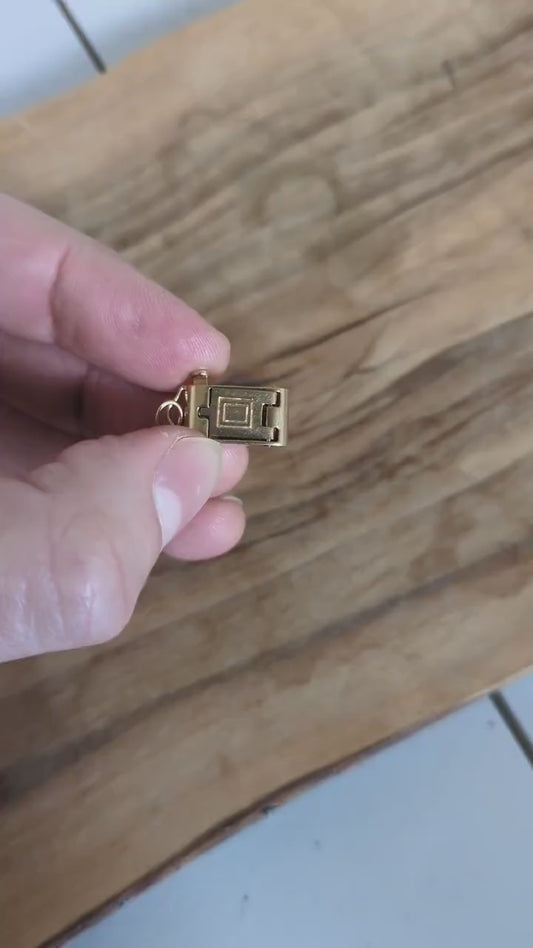 Vintage 14K Gold Camera Moveable Lens Charm - Stamped 14K - Gold Charm - Yellow Gold Charm - Moveable Charms