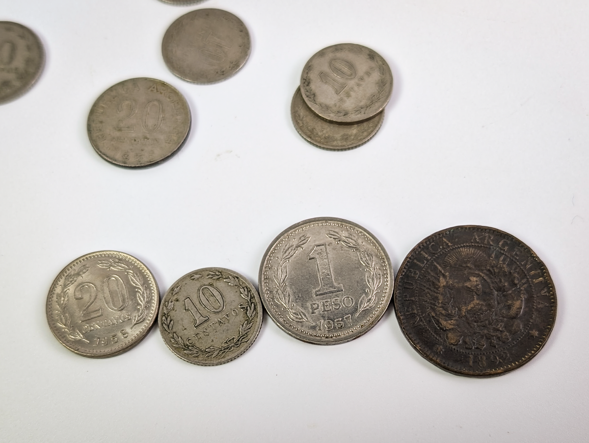 Mixed Argentine Republic Foreign Currency Coin Lot Vintage Centavos - Large Vintage Argentine Republic Coin Collection