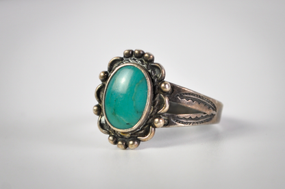 Vintage Size 6 Sterling Silver Oval Shadowbox Turquoise Ring - Vintage Native Turquoise Ring Sz 6