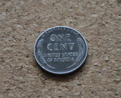 1943-D WWII Era Steel US Cent - WW2 Steel Wheat Penny - D Steel Lincoln Penny (Denver Mint)