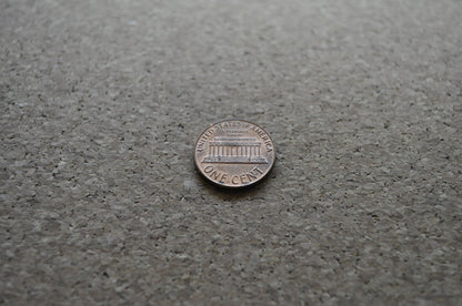 1969 S Memorial Penny - XF-AU (Extremely Fine to About Uncirculated) Condition - Collectible Coin - San Francisco Mint Lincoln Cent 1969 S