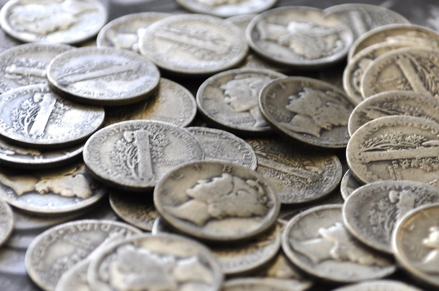 Lot of 10 Mercury Dimes - 1916 - 1945 - Silver Dime - 1910's, 1920's, 1930's or 1940's - PDS - Mercury Silver Dimes