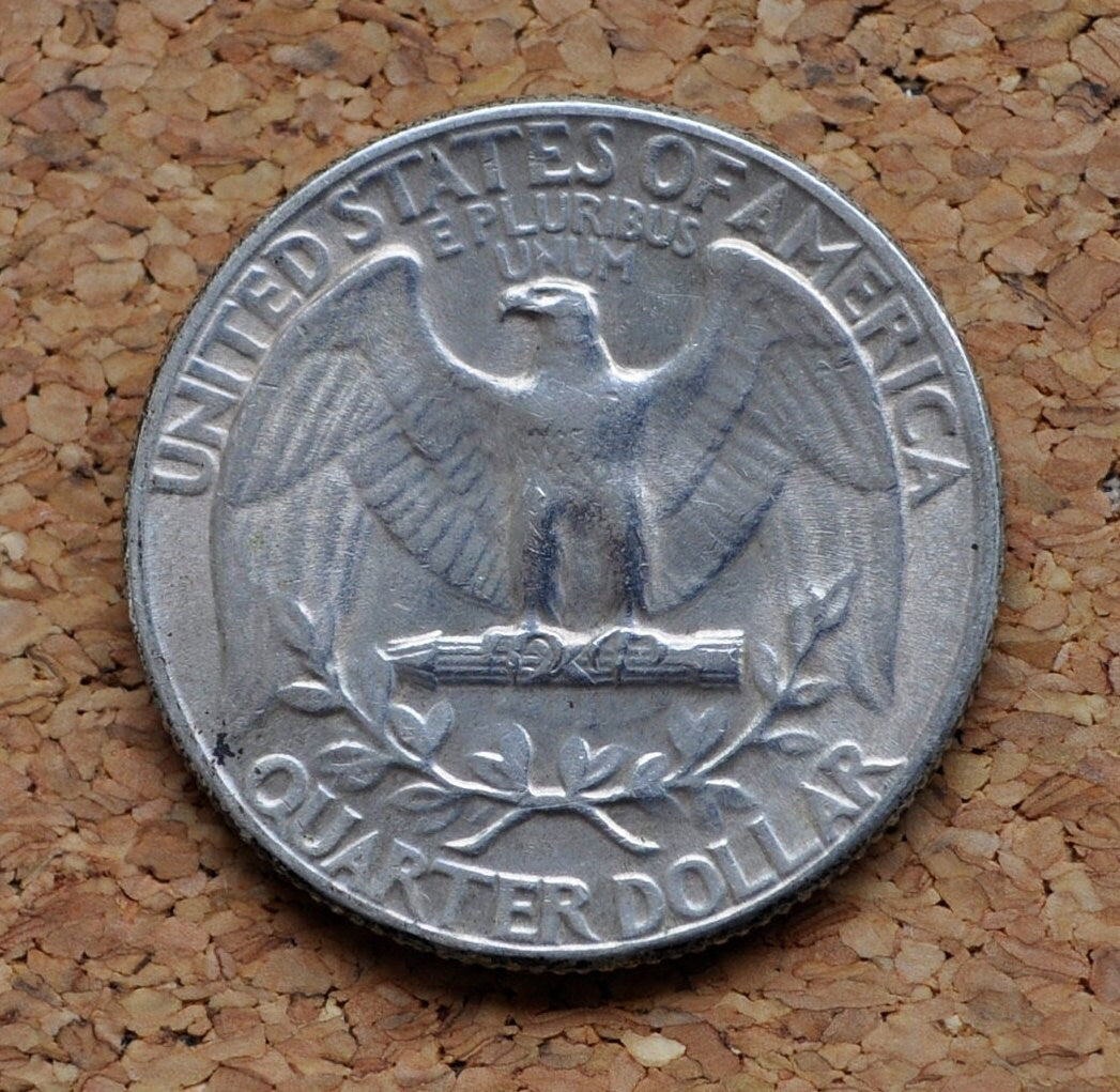 1946 Washington Silver Quarter - BU (Uncirculated) - Philadelphia Mint - 1946P Washington Quarter / 1946 P Quarter