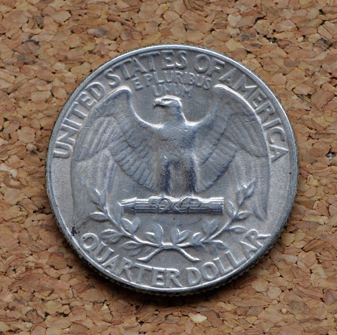 1946 Washington Silver Quarter - BU (Uncirculated) - Philadelphia Mint - 1946P Washington Quarter / 1946 P Quarter