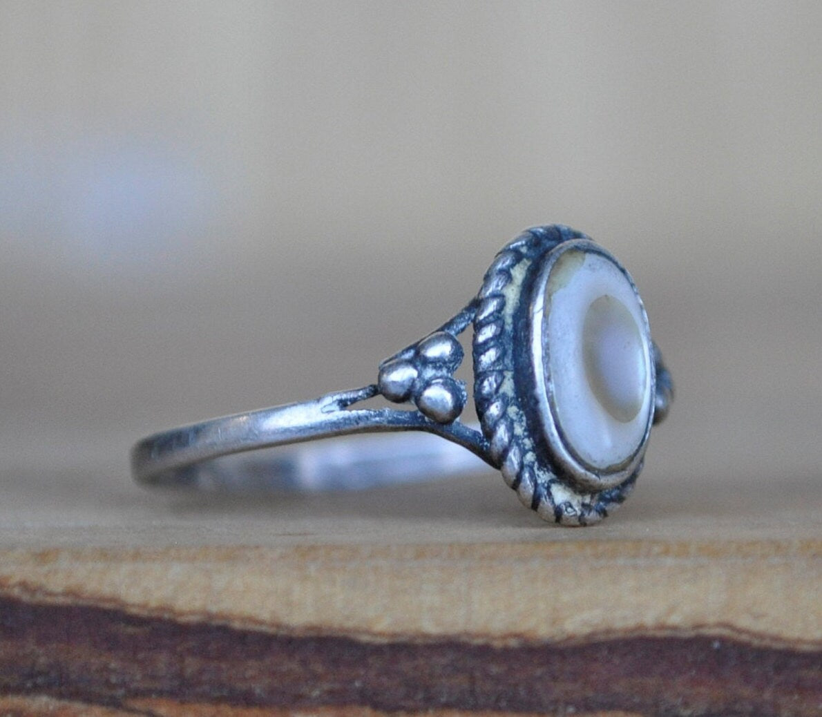 Antique Sterling Silver Ring - Size 6 Ring Size 6 (16.5 MM Band) - Petite Ring, Mother of Pearl Setting - Vintage Rings Silver - 925 Silver