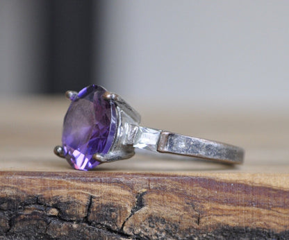 Antique Amethyst Ring Set in Sterling Silver - Size 9 Ring Size 9 (18.9 MM Band) - Brilliant Cut Amethyst and Cubic Zirconia Side Stones