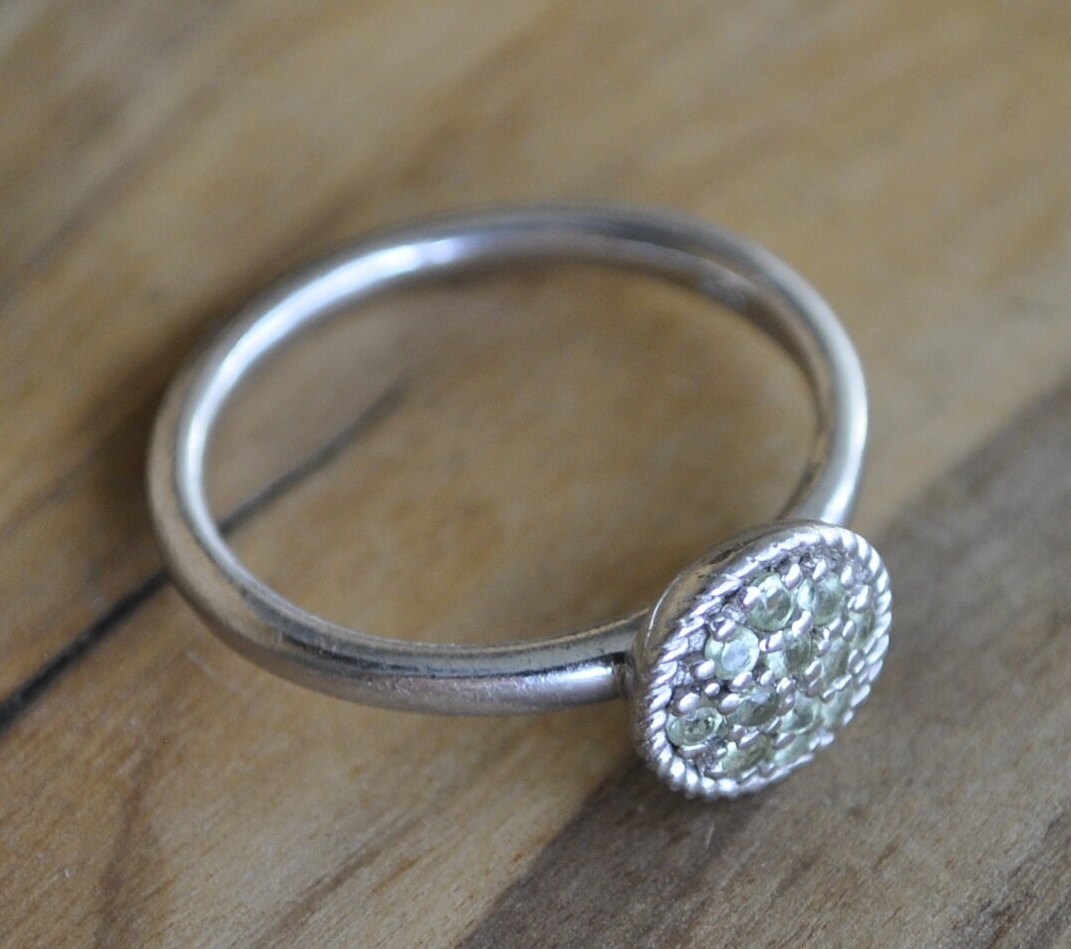Sterling Silver Ring - Size 7 Ring Size 7 (17.5 MM Band) - Simple Design with Cubic Zirconia Stones - Vintage Rings Silver
