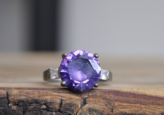 Antique Amethyst Ring Set in Sterling Silver - Size 9 Ring Size 9 (18.9 MM Band) - Brilliant Cut Amethyst and Cubic Zirconia Side Stones