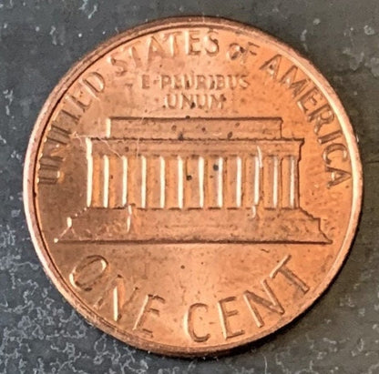 1982 Lincoln Memorial Penny Cent - Large Date - Fantastic Condition - 40th Anniversary - Collectible Coin