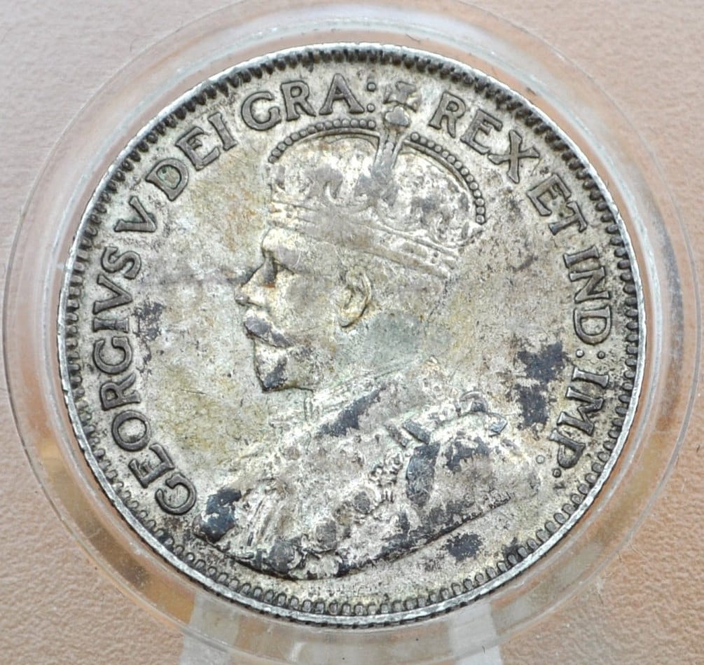 1930 Canadian Silver Quarter - XF (Extremely Fine) Grade, Low Mintage Date - King George V - 92.5% Silver Quarter Canada - Semi-Key Date