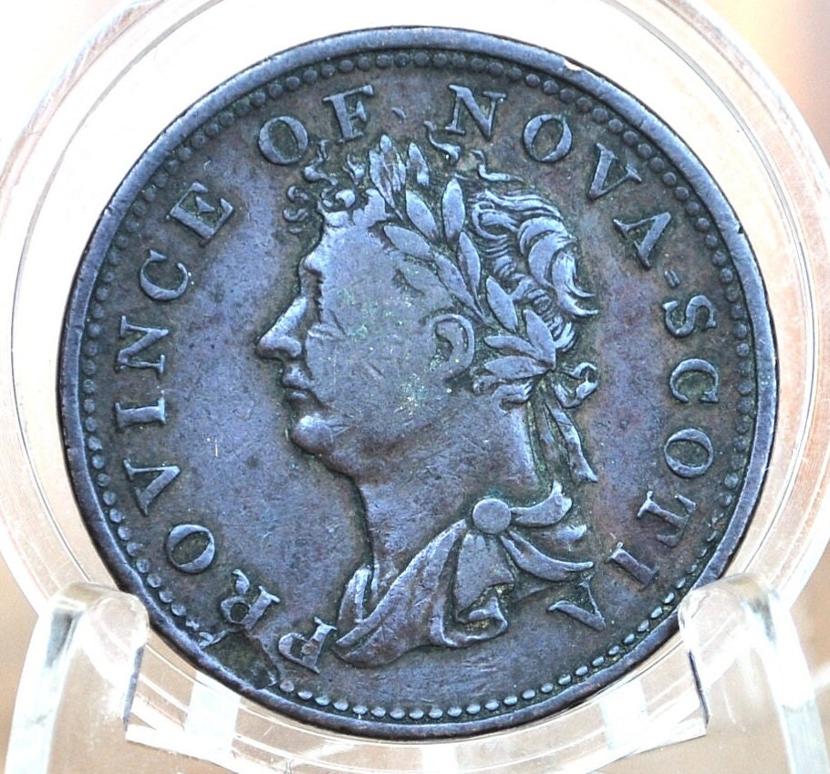 1823 Nova Scotia Half Penny Token - VF Grade / Condition - 1/2 Penny Token Canada 1823 - Copper - 1823 Canadian Token